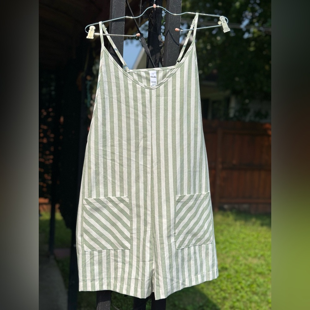 Green and White Striped Sleeveless romper with pocket size small. NEW